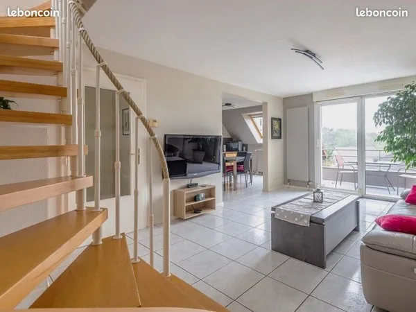 Appartement 5 pièces duplex 93m²