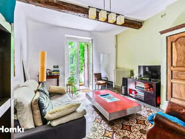 Maison de ville T6 de 130 m2 à Avignon 84000