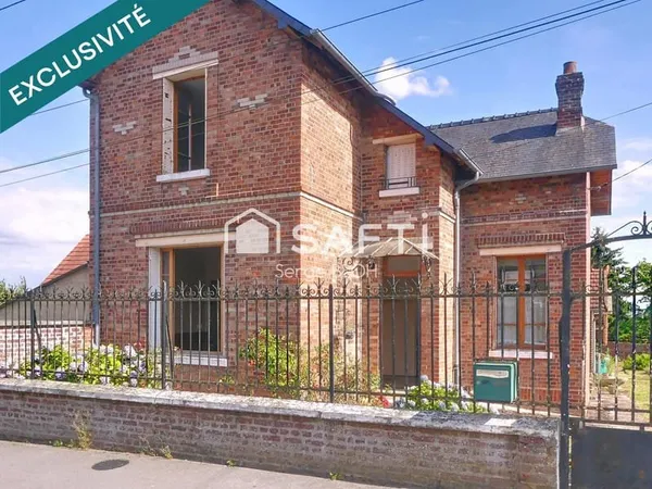 Maison 4 pièces, secteur résidentiel
