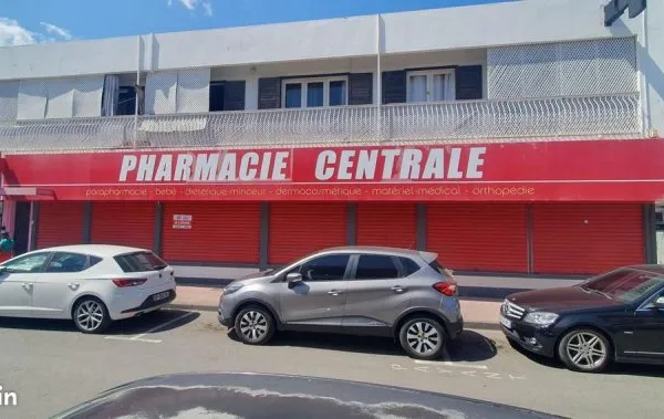 Local commercial 390 m²