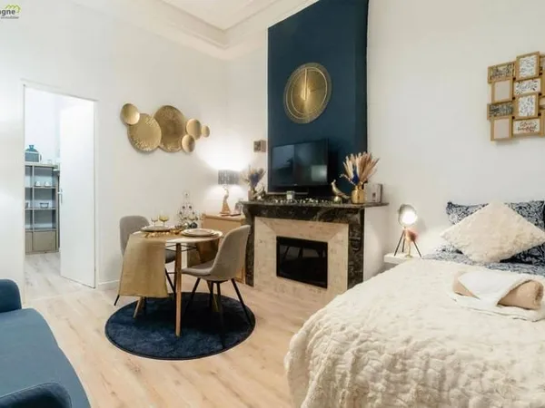 Studio 1 pièce 24 m²