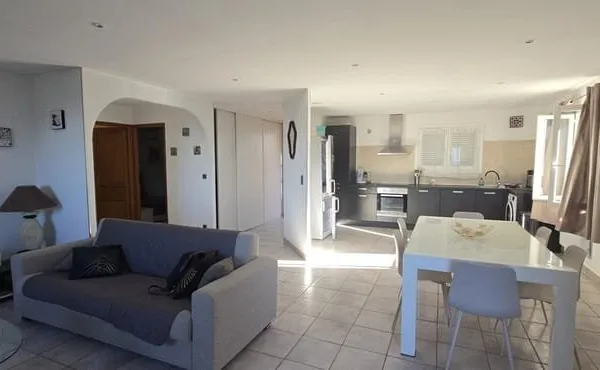VILLA AVEC 2 APPARTEMENTS SARTENE