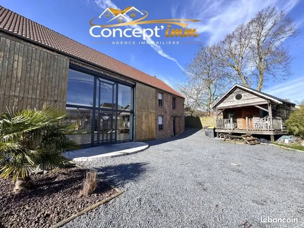 Propriété 7 pièces 275 m²