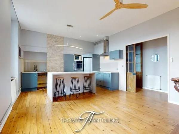 EN EXCLUSIVITE - CENTRE VILLE - 3 CHAMBRES - FAIBLE CHARGE - COPROPRIETE BENEVOLE