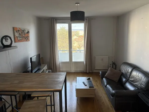 T3 lumineux 59 m2.chauffage + eau froide inclus-centre-ville