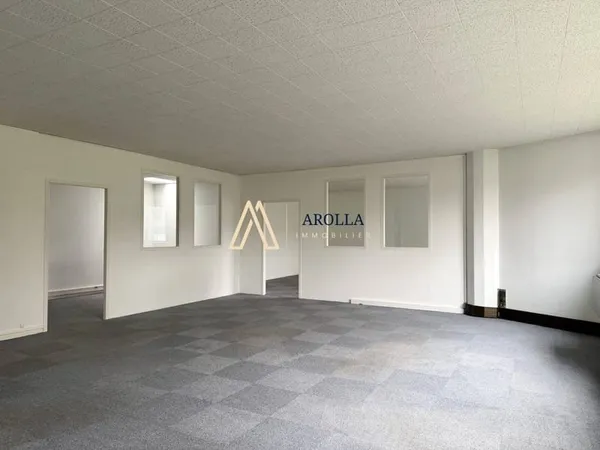 Bureaux 138 m²