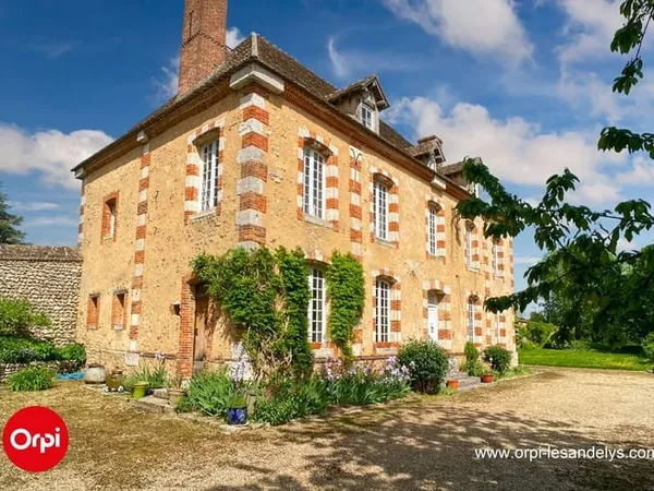 Maison 7 pièces 268 m²