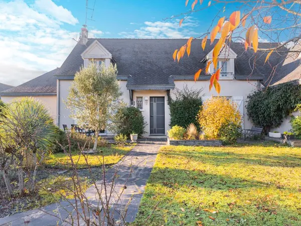 Maison Saint Melaine Sur Aubance 210 m²