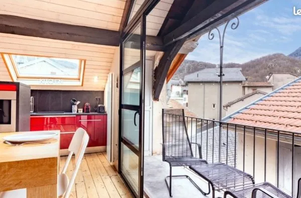 Superbe appartement avec terrasse centre Ax-les-thermes