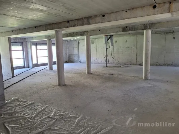 VENTE ESPACE BUREAU NEUF D'UNE SURFACE 198M2 BRIVE LA GAIL