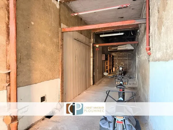 À vendre Garage double 45 m2 Mâcon centre / Proche Préfe