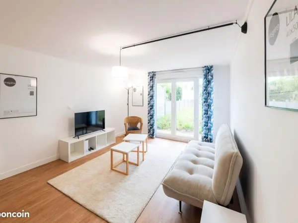 Appartement en location partagée avec grande terrasse