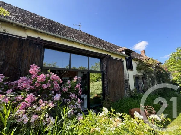 Maison 8 pièces 230 m²
