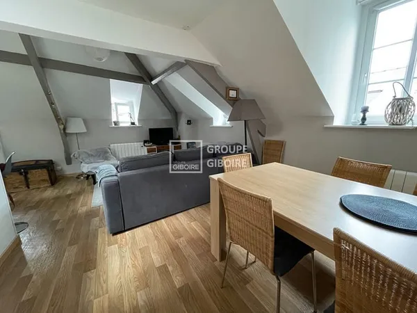A VENDRE AGENCE GIBOIRE APPARTEMENT TYPE 2 SAINT MALO INTRA MUROS PROCHE PLAGE ET COMMERCES