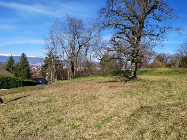 Terrain à bâtir à Vétraz-Monthoux 74100