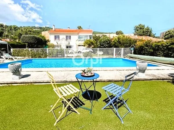 Maison 7 pièces 182 m²