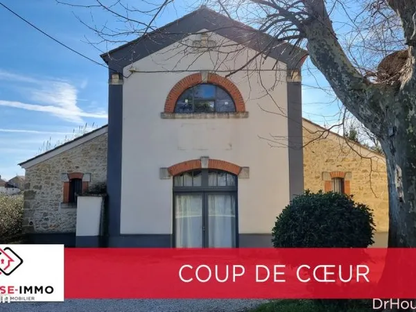 Atelier 230 m² jonquieres