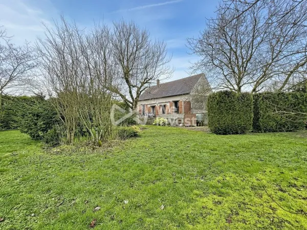Maison de campagne, parcelle de 2427m², Le Malesherbois
