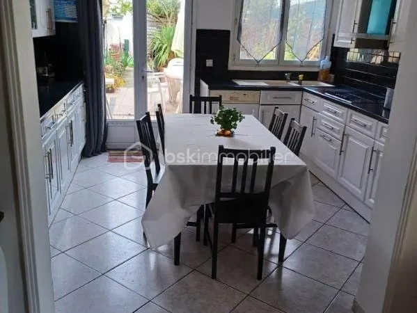 MAISON PLEINS PIEDS, TRES BIEN ENTRETENUE, DE 136,93 M2 DONT UNE DEPENDANCE DE 41m2 - PROCHE D'AULNA