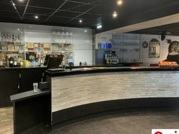Local commercial 118 m²