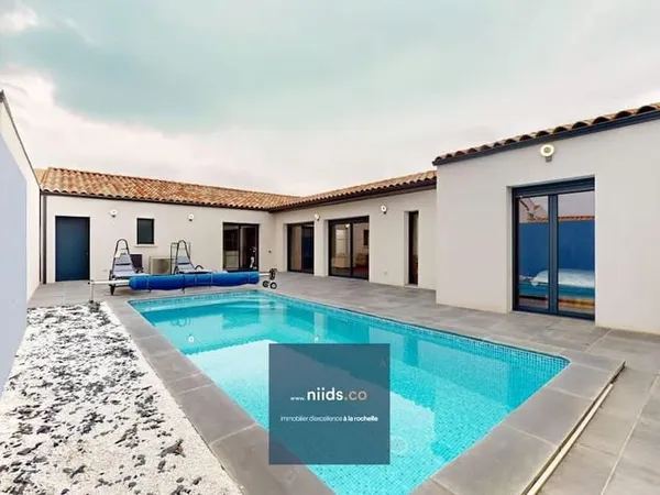 Villa 4 pièces 144 m²