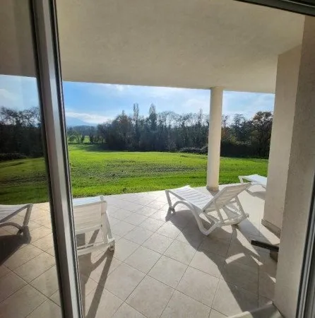 Maison 8 pièces 400 m²