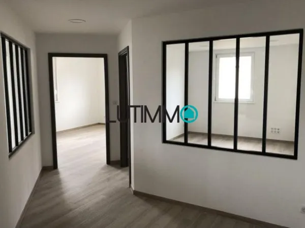 Bureau 109 m²