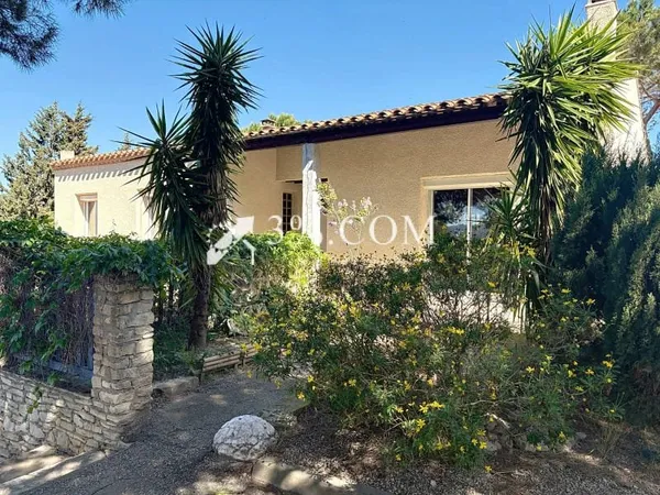 Propriété 8 pièces 178 m²