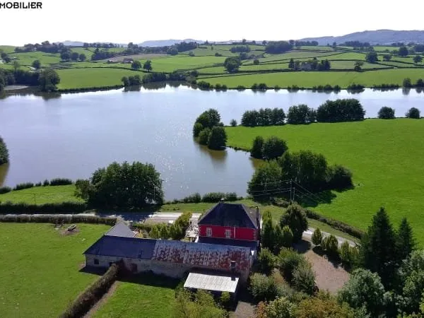 Maison 8 pièces 250 m²