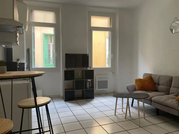 Studio 1 pièce 20 m²