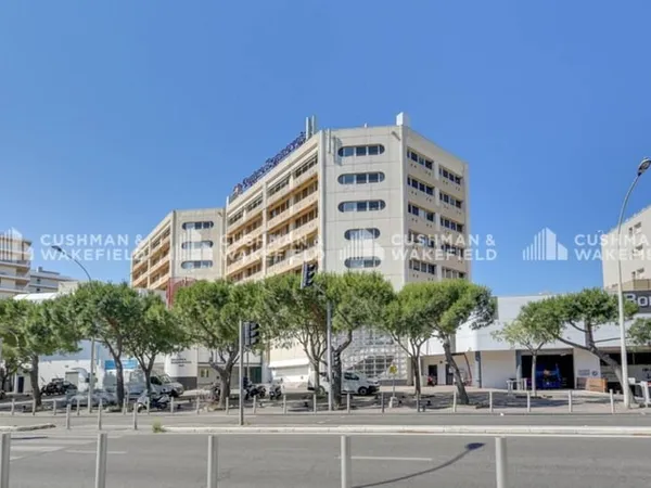 Bureaux 258 m²