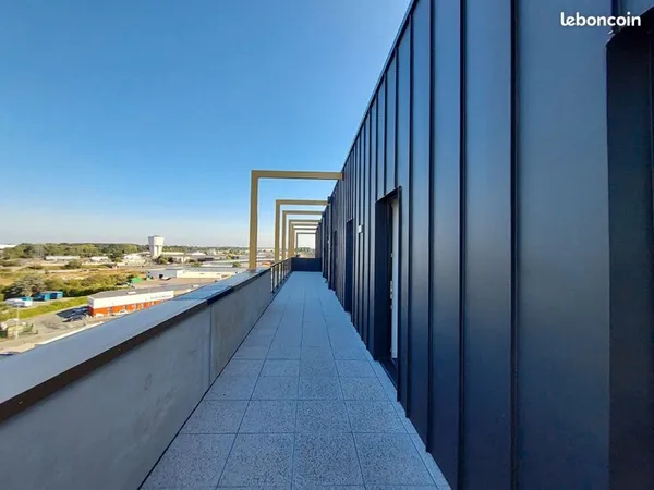 Bureaux 92 m² LA ROCHE SUR YON