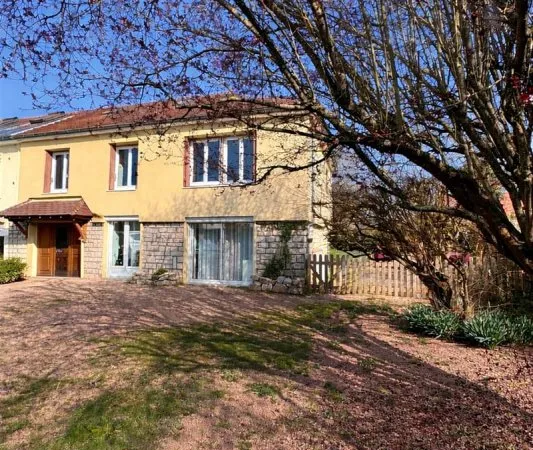 Maison familiale mitoyenne 7 pièces