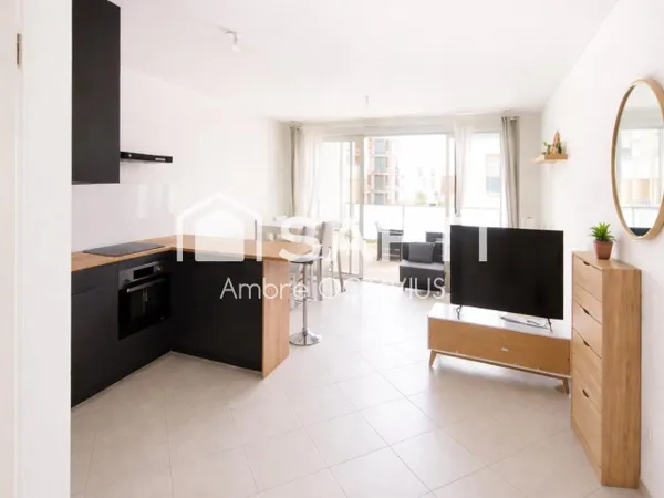 Appartement T2 avec grand balcon