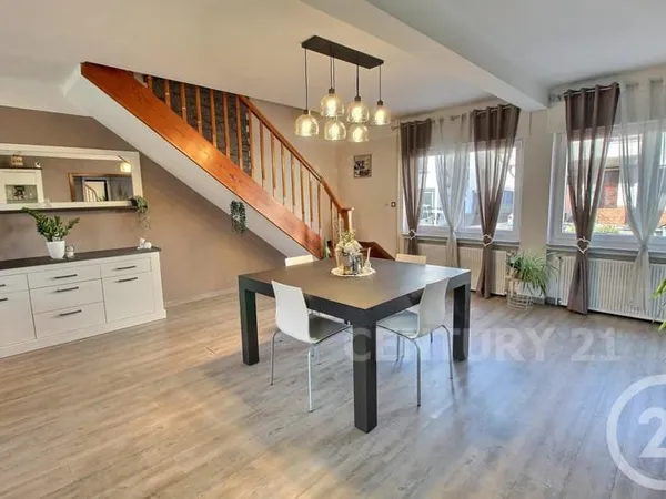 Maison 5 pièces 126 m²