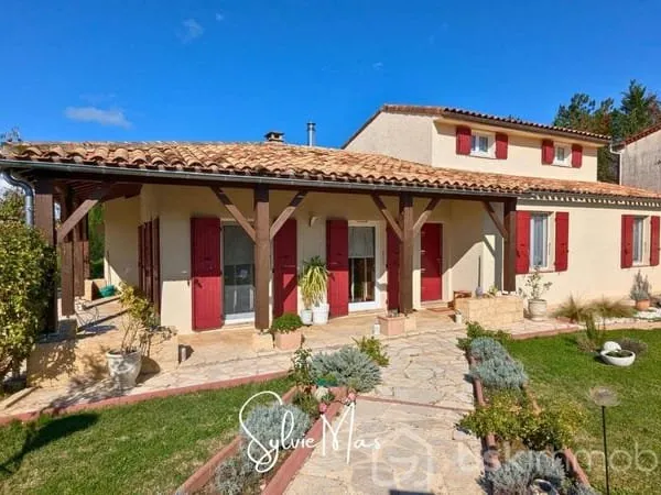 Maison 6 pièces 126 m²