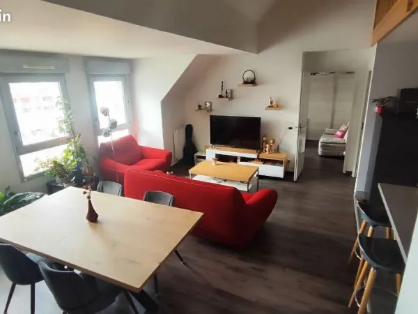 Appartement duplex 84 m² - 3 pièces - Parking