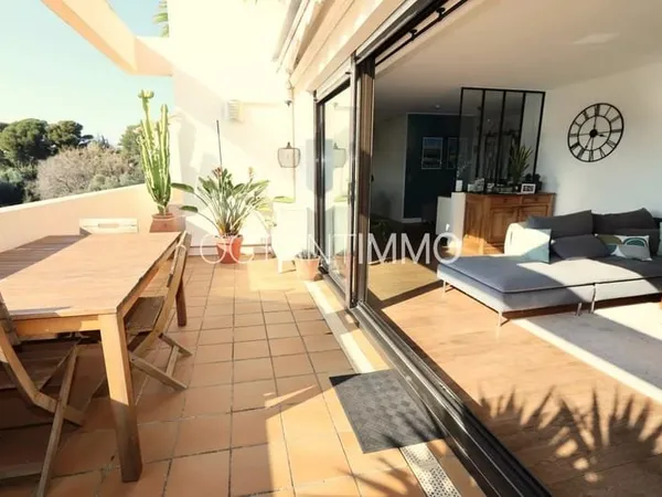 DERNIER ETAGE Antibes 4P 114m2 Terrasse & Solarium VUE PANORAMIQUE