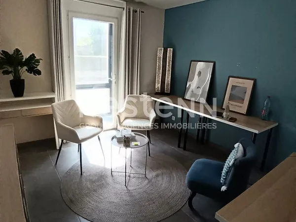 Bureaux 14 m² GRAND CHAMP