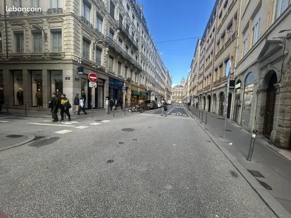 Commerce santé 21 m²