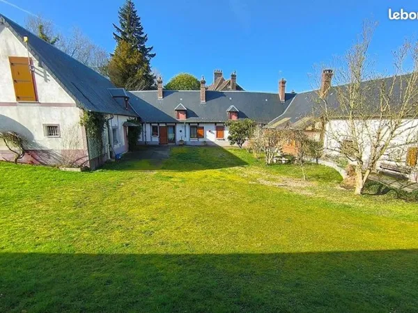Maison 8 pièces 223 m²