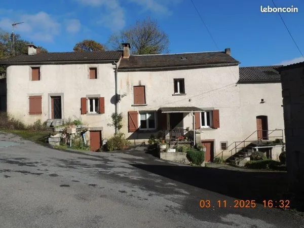 1 maison d'habitation + dépendances