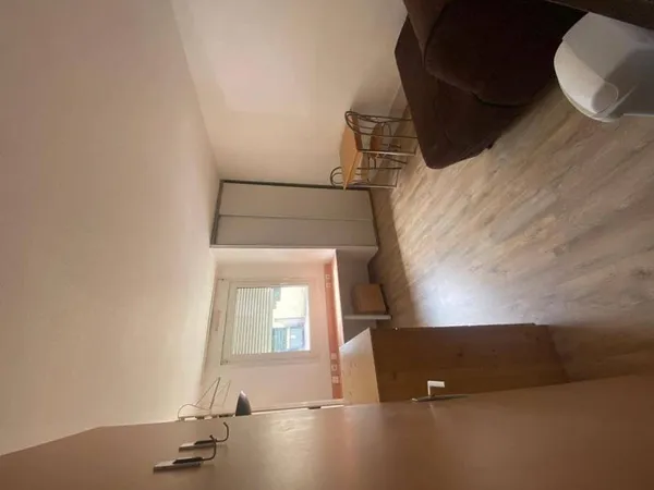 Studio 1 pièce 19 m²