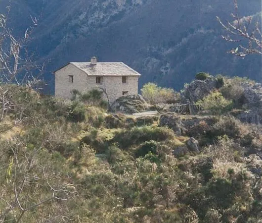 Maison 3 pièces 137 m²
