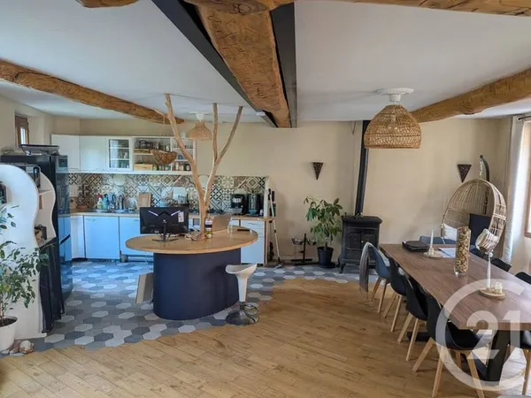 Maison 7 pièces 140 m²