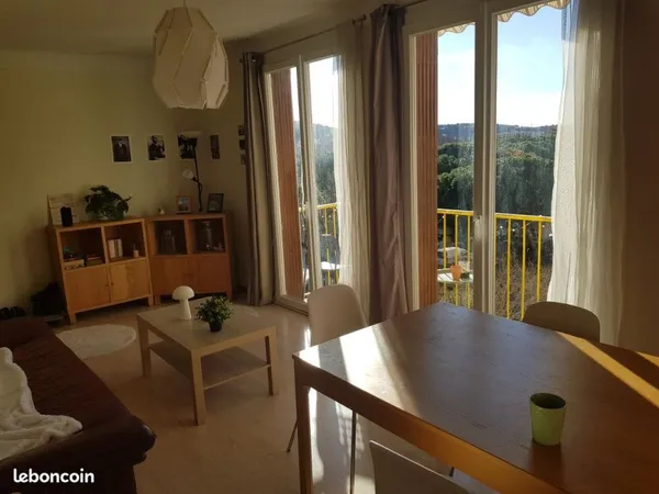 Chambre meublée dans appart Aix quartier fac parking