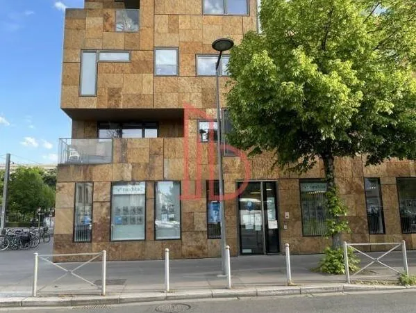 Local 170 m²