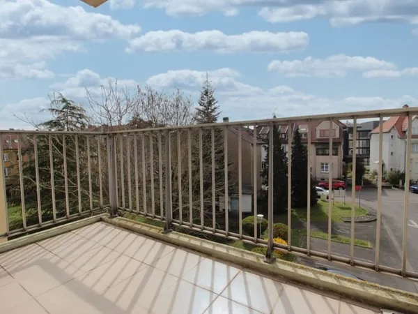 Idéal premier achat Appartement lumineux avec balcon, gara