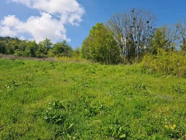 Terrain à vendre à Nohanent - Vue dégagée, emplacement idéal