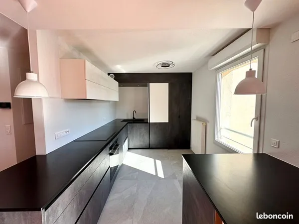 Appartement 2 pièces 79 m²